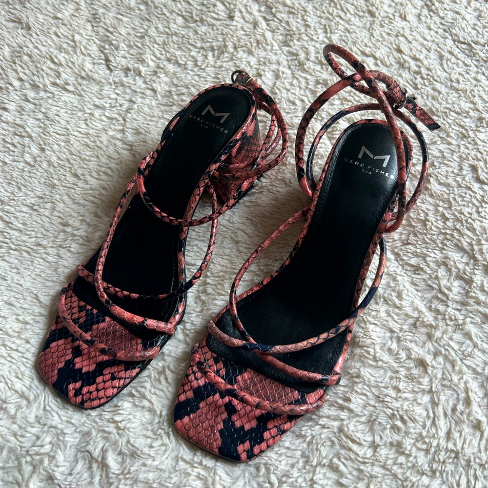 Marc fisher LTD pink croc strappy sandals size 7
